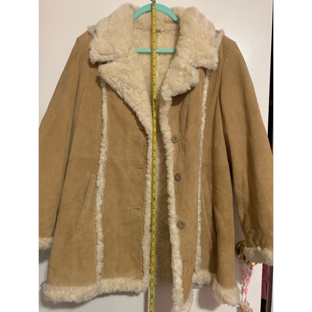 Vintage Wilson’s Leather Maxima Tan Suede Leather Fur Lined Trench Coat